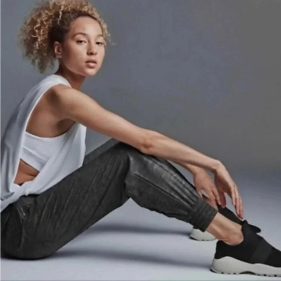 Athleta Camden Printed Joggers Lightweight Stretch w/ Zipper Pockets Sz 2 - Picture 1 of 13